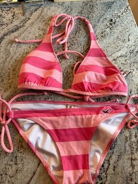 Hollister Two-Tone Pink Striped Triangle Bikini